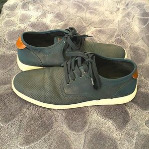 Steve Madden Blue Dress Sneakers